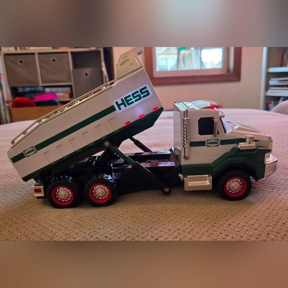 2017 Hess Dump Truck and Loader with Functioning Lights and Sound Preowned - Picture 6 of 16